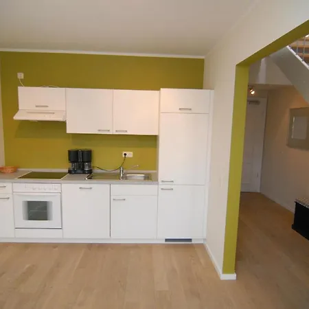 Am Goethehaus 3*
