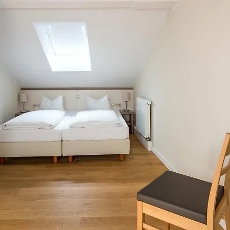 Am Goethehaus 3* וויימר