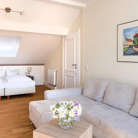 Am Goethehaus מלון 3*