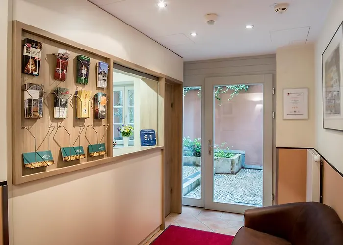 Am Goethehaus Hotel 3*